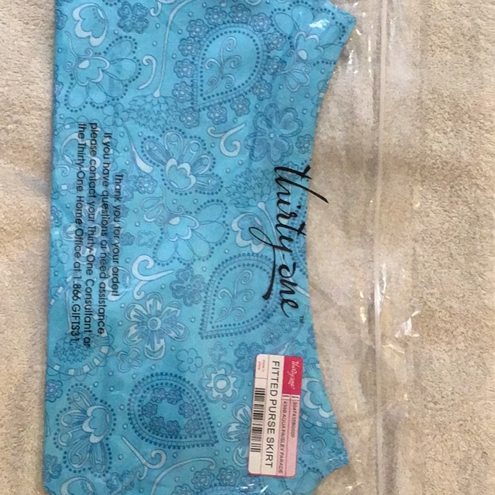 Thirty-one fitted purse skirt